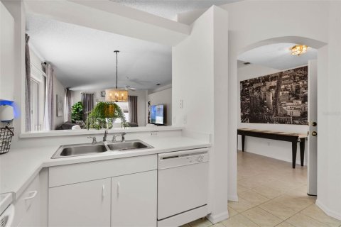 Villa ou maison à vendre à Clermont, Floride: 2 chambres, 124.02 m2 № 1902287 - photo 8
