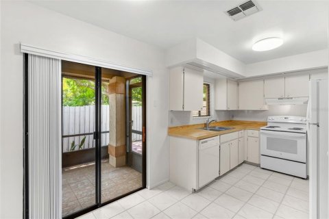 Casa en venta en Orlando, Florida, 3 dormitorios, 122.17 m2 № 1844618 - foto 12