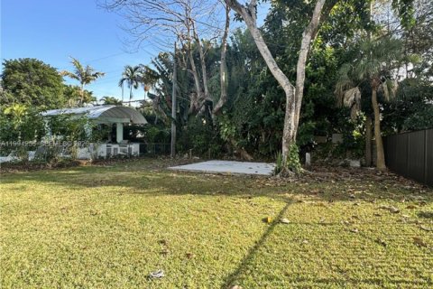 Apartamento en alquiler en Coral Gables, Florida, 2 dormitorios, 130.06 m2 № 2055883 - foto 16