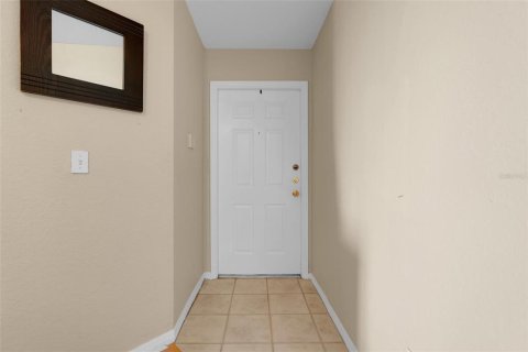 Condo in Orlando, Florida, 2 bedrooms  № 1916313 - photo 4