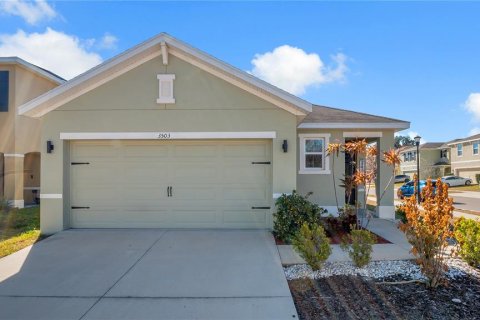House in Valrico, Florida 3 bedrooms, 142.6 sq.m. № 2096217