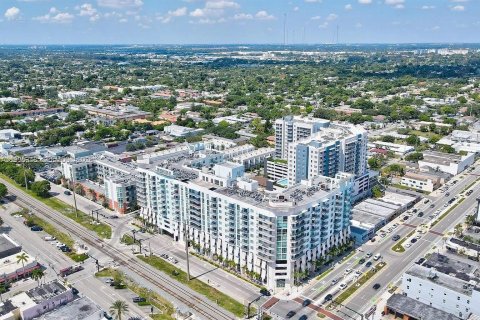 Condo in Hollywood, Florida, 3 bedrooms  № 2246462