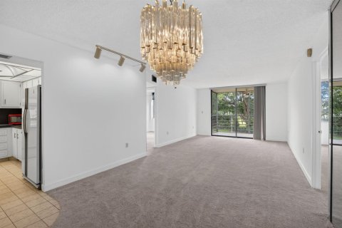 Condominio en venta en Pembroke Pines, Florida, 2 dormitorios, 91.04 m2 № 2240192 - foto 12