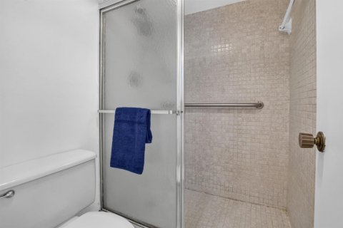 Condominio en venta en Pembroke Pines, Florida, 2 dormitorios, 91.04 m2 № 2240192 - foto 17