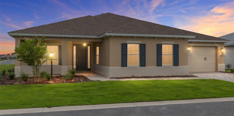 Villa ou maison à Ocala, Floride 2 chambres, 243.03 m2 № 1901905