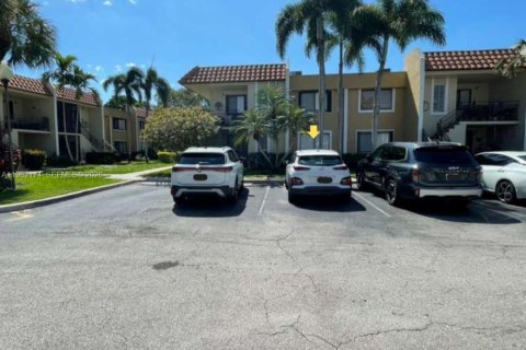 Снять в аренду кондоминиум в Уэстон, Флорида 2 спальни, 114.36м2, № 2048813 - фото 21