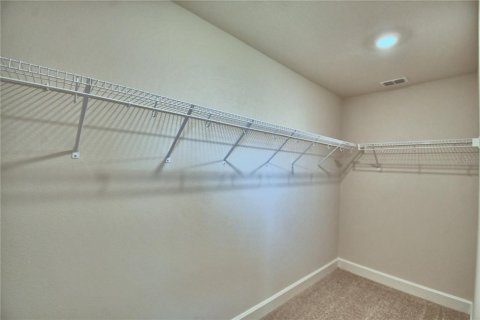 House in Auburndale, Florida 4 bedrooms, 204.38 sq.m. № 1894385 - photo 21