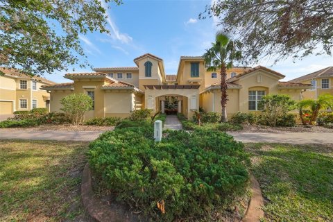 Condominio en venta en Sun City Center, Florida, 3 dormitorios, 172.8 m2 № 1659488 - foto 2