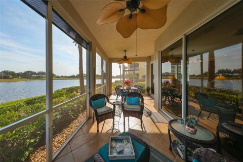 Condominio en venta en Sun City Center, Florida, 3 dormitorios, 172.8 m2 № 1659488 - foto 3