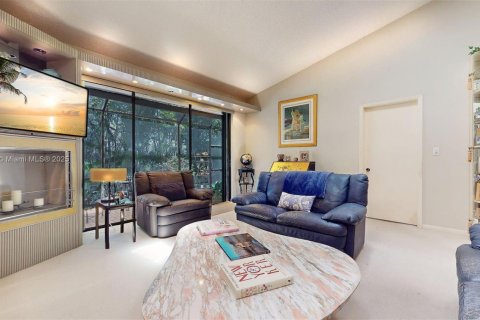 Touwnhouse à vendre à Doral, Floride: 2 chambres, 129.88 m2 № 1943577 - photo 22
