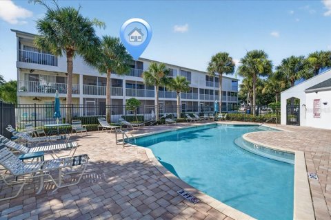 Adosado en venta en Seminole, Florida, 3 dormitorios, 201.97 m2 № 2208341 - foto 3