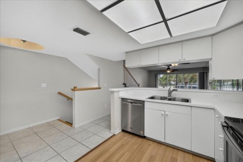 Adosado en venta en Seminole, Florida, 3 dormitorios, 201.97 m2 № 2208341 - foto 23