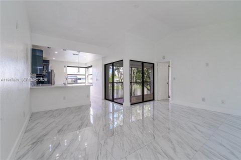 Condo in Homestead, Florida, 2 bedrooms  № 2001894 - photo 5