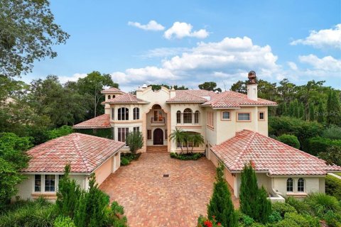 House in Orlando, Florida 5 bedrooms, 708.94 sq.m. № 1372254 - photo 2