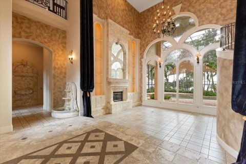 House in Orlando, Florida 5 bedrooms, 708.94 sq.m. № 1372254 - photo 30