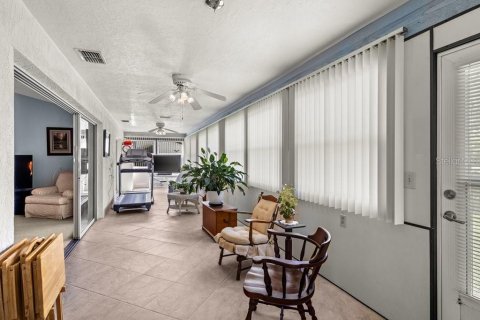 House in Englewood, Florida 2 bedrooms, 176.79 sq.m. № 2118111 - photo 6