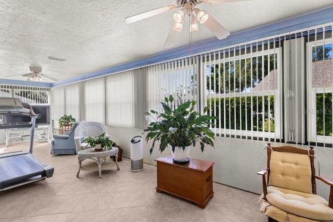 House in Englewood, Florida 2 bedrooms, 176.79 sq.m. № 2118111 - photo 7