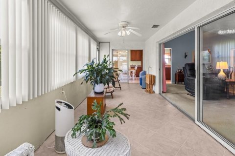 House in Englewood, Florida 2 bedrooms, 176.79 sq.m. № 2118111 - photo 8