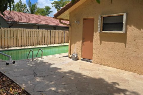 Casa en venta en Coral Springs, Florida, 4 dormitorios, 155.33 m2 № 2077817 - foto 22