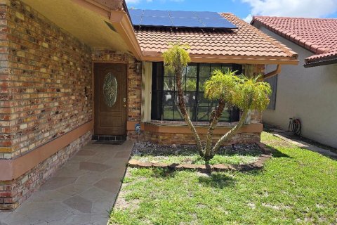 Casa en venta en Coral Springs, Florida, 4 dormitorios, 155.33 m2 № 2077817 - foto 4