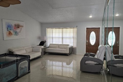 Casa en venta en Coral Springs, Florida, 4 dormitorios, 155.33 m2 № 2077817 - foto 6