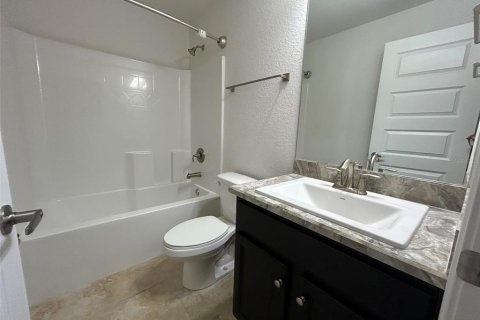 Villa ou maison à louer à Lehigh Acres, Floride: 4 chambres, 211.45 m2 № 2156580 - photo 18