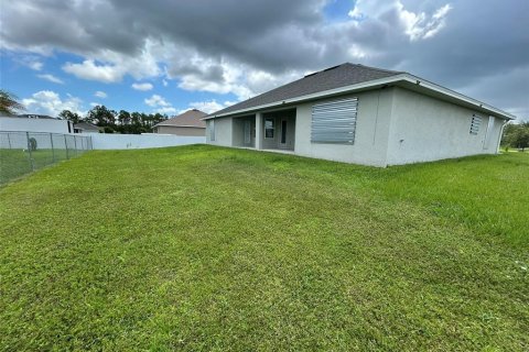 Villa ou maison à louer à Lehigh Acres, Floride: 4 chambres, 211.45 m2 № 2156580 - photo 22