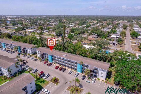 Condo in Bradenton, Florida, 2 bedrooms  № 1521433 - photo 4