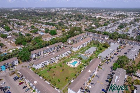 Condo in Bradenton, Florida, 2 bedrooms  № 1521433 - photo 23