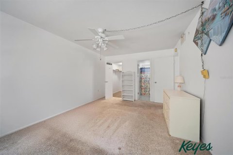 Condo in Bradenton, Florida, 2 bedrooms  № 1521433 - photo 12