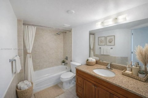 Copropriété à louer à Miami, Floride: 2 chambres, 74.6 m2 № 2046006 - photo 15