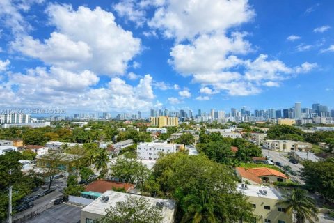 Copropriété à louer à Miami, Floride: 2 chambres, 74.6 m2 № 2046006 - photo 28