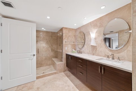 Condo in Boca Raton, Florida, 2 bedrooms  № 2158429 - photo 13