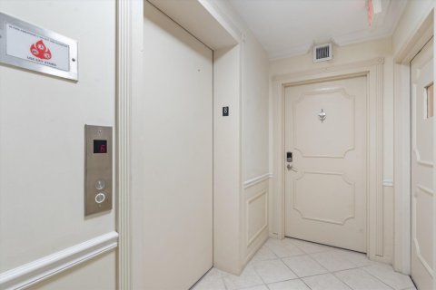 Condo in Boca Raton, Florida, 2 bedrooms  № 2158429 - photo 19