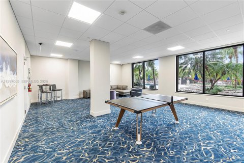 Condominio en venta en Coral Gables, Florida, 2 dormitorios, 121.7 m2 № 2060586 - foto 23