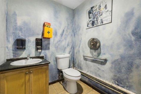 Immobilier commercial à vendre à Miami, Floride № 1987475 - photo 5