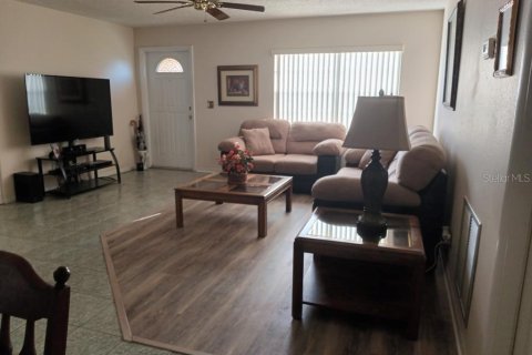 Villa ou maison à vendre à Apollo Beach, Floride: 3 chambres, 103.86 m2 № 1786158 - photo 6