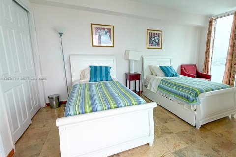 Снять в аренду кондоминиум в Авентура, Флорида 2 спальни, 149.57м2, № 2077686 - фото 16