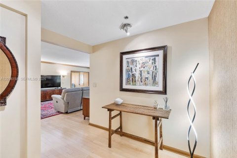 Copropriété à vendre à Boca Raton, Floride: 3 chambres, 217.3 m2 № 2174107 - photo 13
