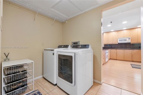 Copropriété à vendre à Boca Raton, Floride: 3 chambres, 217.3 m2 № 2174107 - photo 16