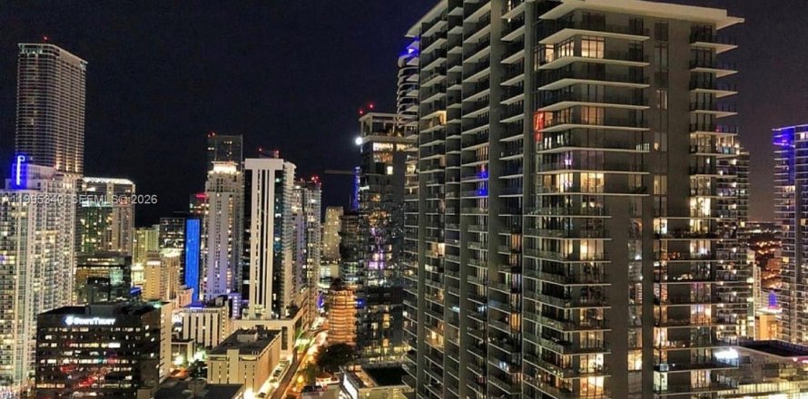 Condo à Miami, Floride, 2 chambres  № 2062985