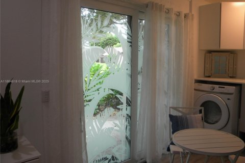 House in Boynton Beach, Florida 1 bedroom № 1929510 - photo 24