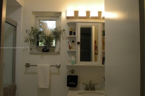 House in Boynton Beach, Florida 1 bedroom № 1929510 - photo 18