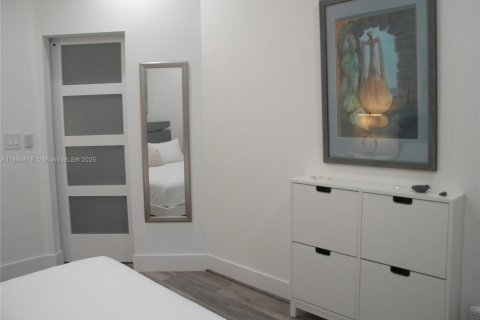 House in Boynton Beach, Florida 1 bedroom № 1929510 - photo 23