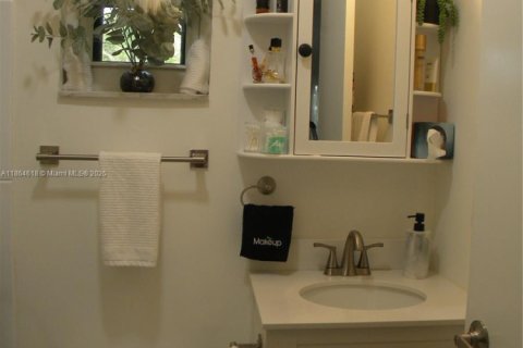 House in Boynton Beach, Florida 1 bedroom № 1929510 - photo 17