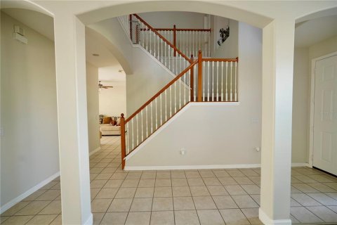 House in Orlando, Florida 4 bedrooms, 287.81 sq.m. № 1720989 - photo 2