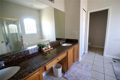 House in Orlando, Florida 4 bedrooms, 287.81 sq.m. № 1720989 - photo 20