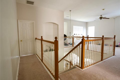 House in Orlando, Florida 4 bedrooms, 287.81 sq.m. № 1720989 - photo 12