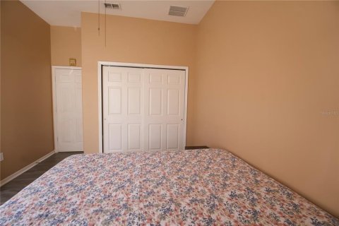 House in Orlando, Florida 4 bedrooms, 287.81 sq.m. № 1720989 - photo 15