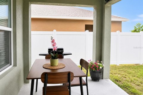 House in Lake Wales, Florida 3 bedrooms, 151.9 sq.m. № 2107869 - photo 4